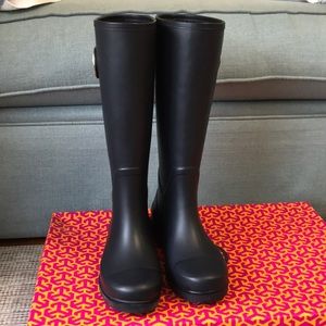 ❌SOLD ON Ⓜ️❌Tory Burch Rain Boots